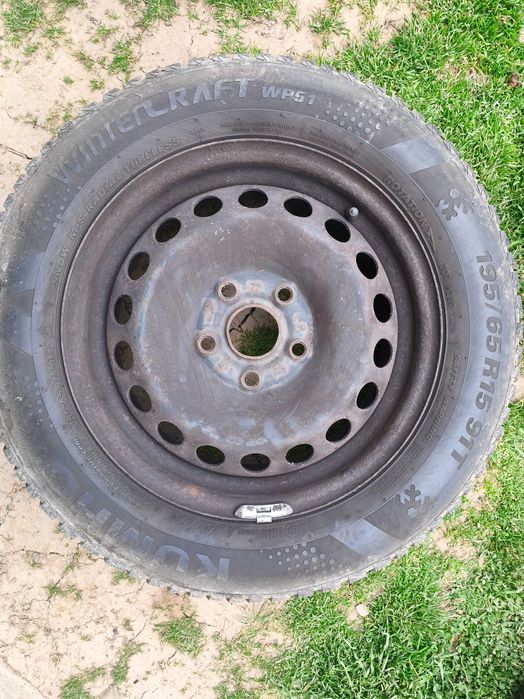 Гуми с джанти зимни 4 бр комплект 195/65 R15 91T
