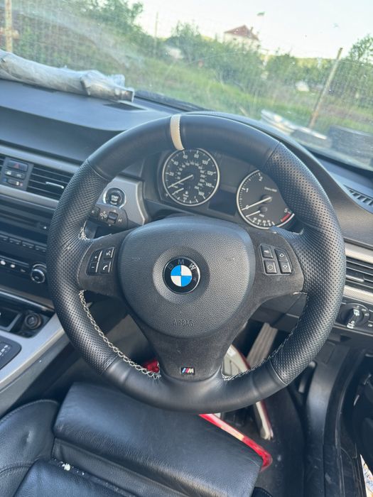 Продаваме м волан за бмв е90 91 92 93 bmw