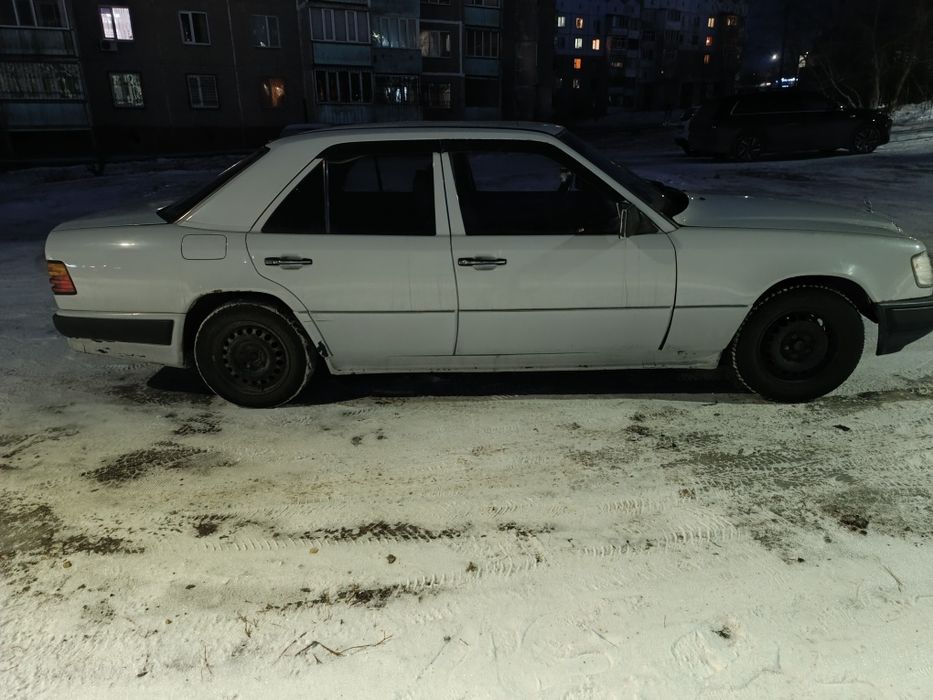 Продам Мерседес 124 2.3