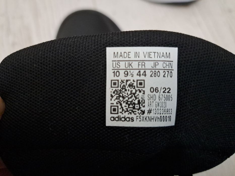 Adidas-Ориг. Маратонки Нови!!!