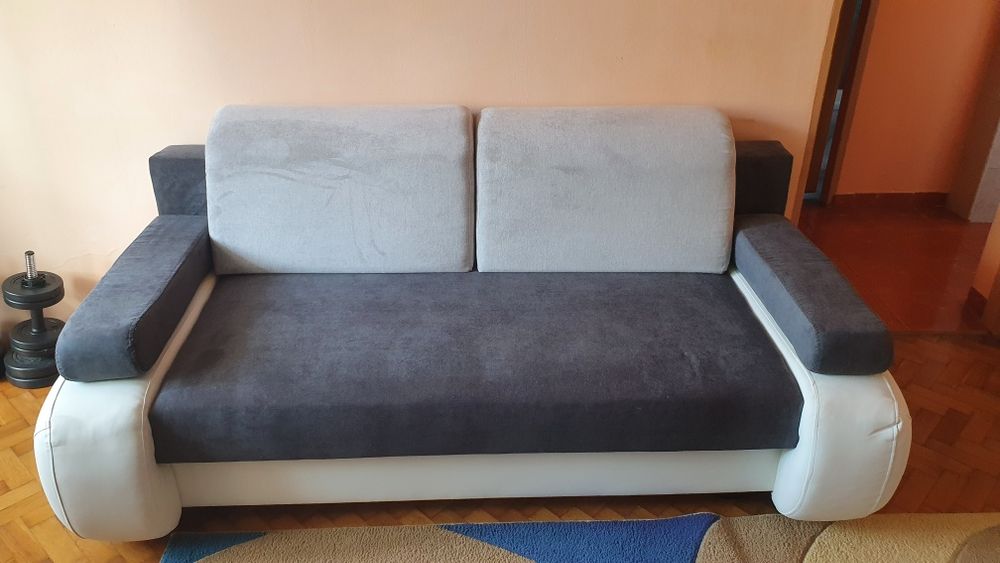 Vand Canapea extensibila cu lada de depozitare