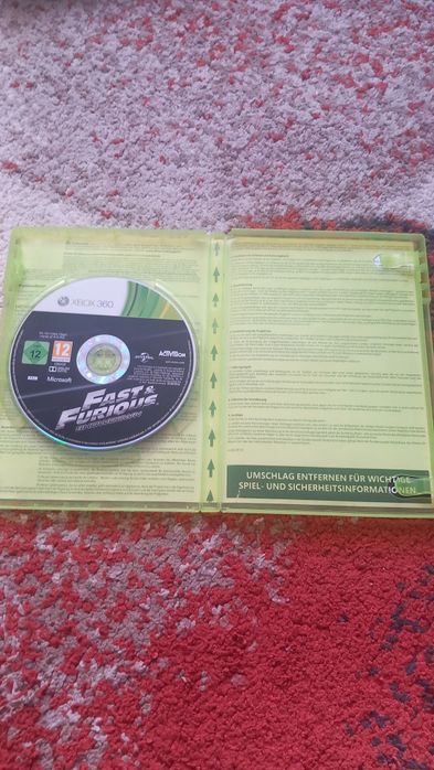 Vând jocuri Xbox 360
