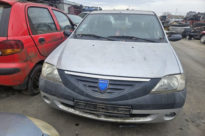 Usa / Portiera fata stanga Dacia Logan 1.5DCi MT (68hp)