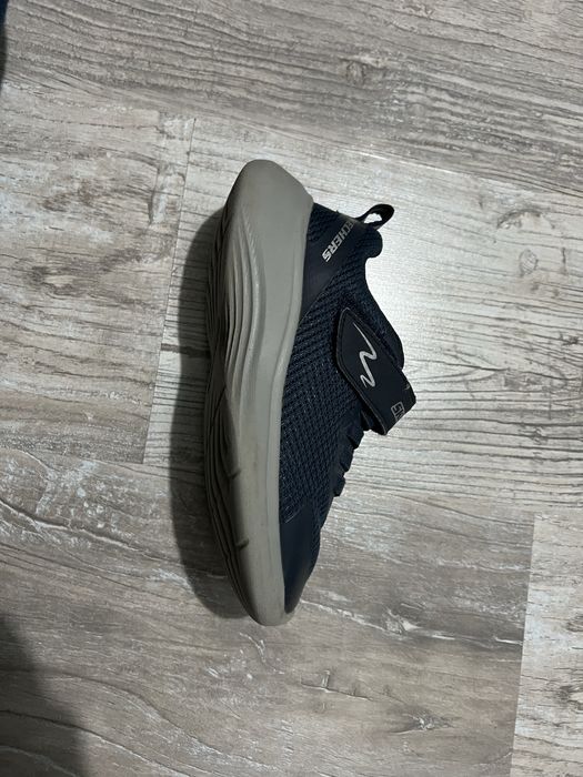 Маратонки Skechers