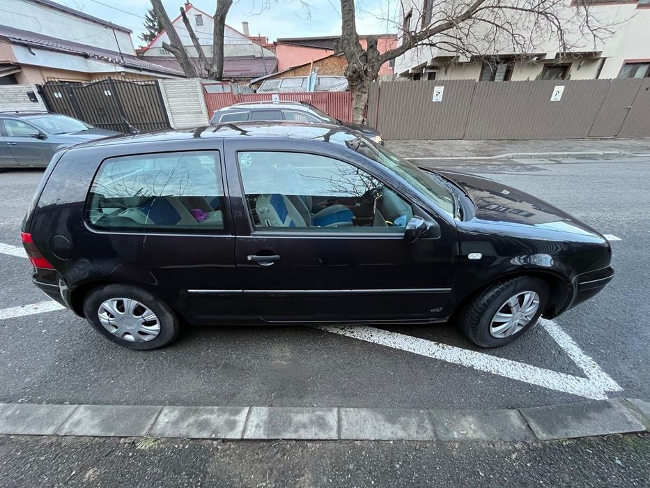 Vând golf 4 1.4 benzina