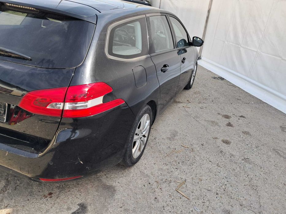 Dezmembrez PEUGEOT 308  1.5 HDI motor YHZ transmisie automata an 2019