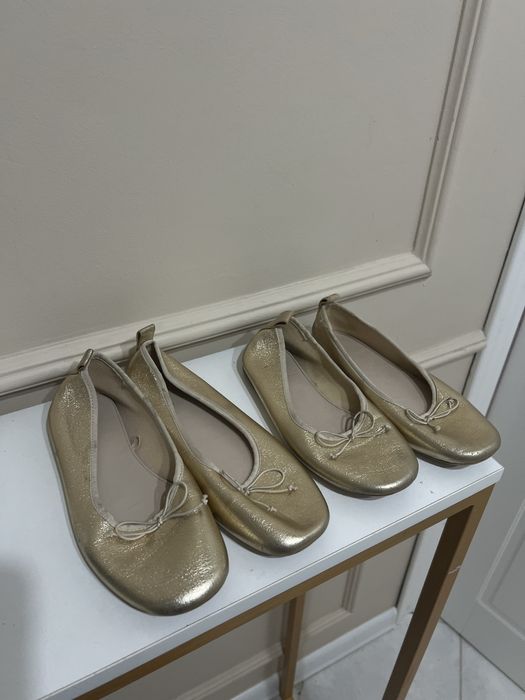 Золотистые балетки Zara