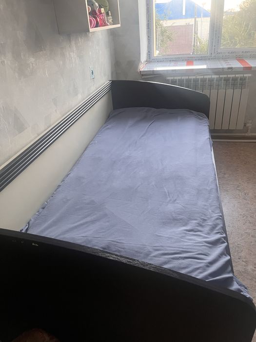 Продам кровать (2х ярусная )