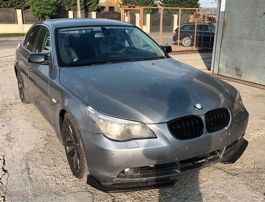 Dezmembrez BMW 520i, 2004
