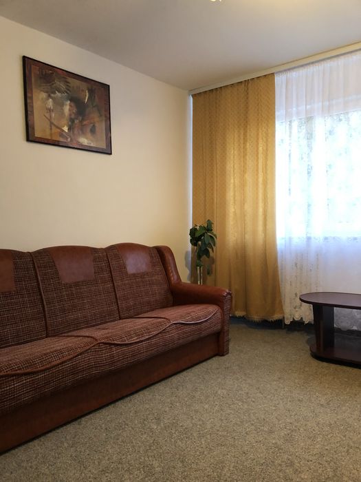 Apartament 2 cam / et 1 / de vanzare