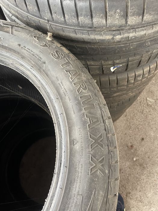 Летни гуми Рънфлат 245/50/18 КАТО НОВИ 2020г