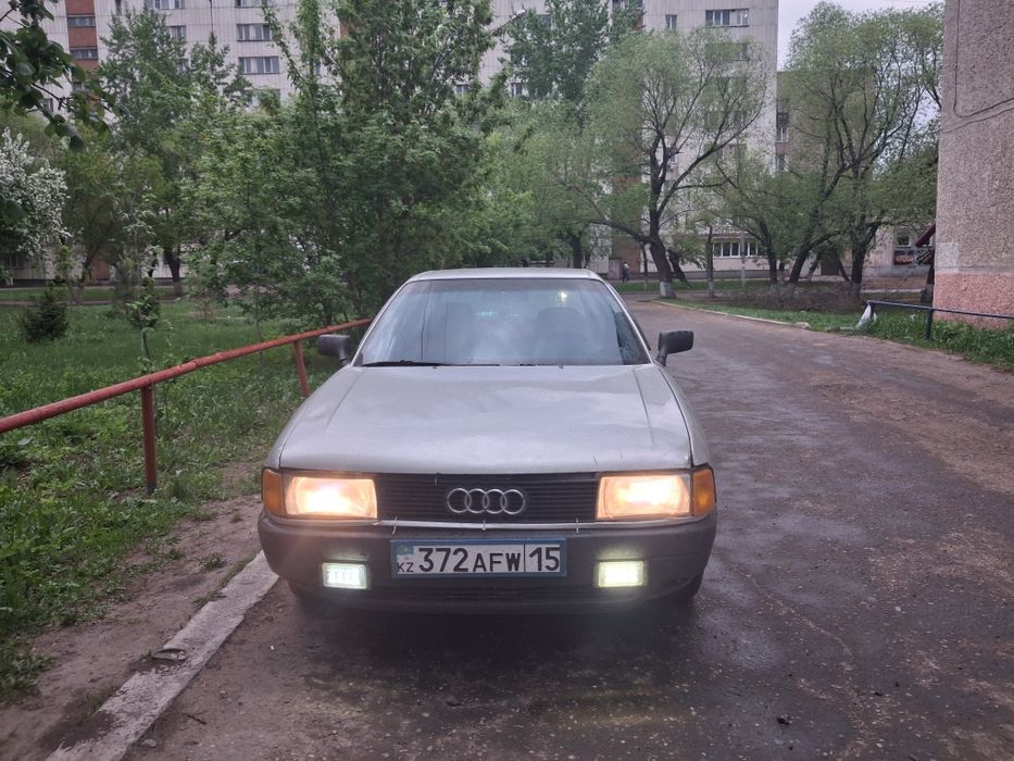 Продам машину ауди б3