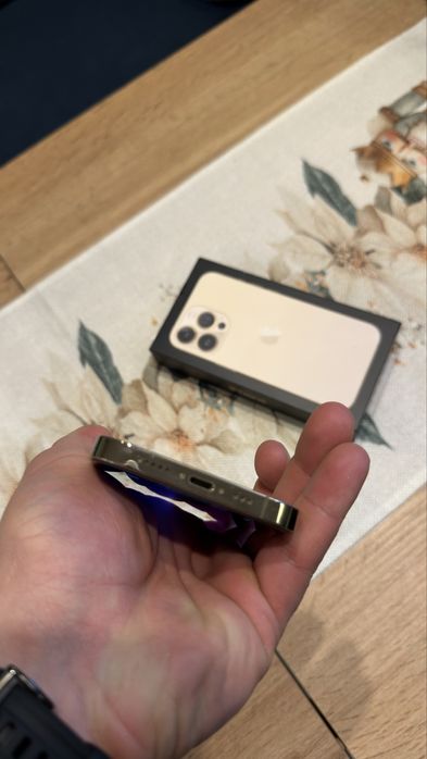 Iphone 13 pro 256gb gold