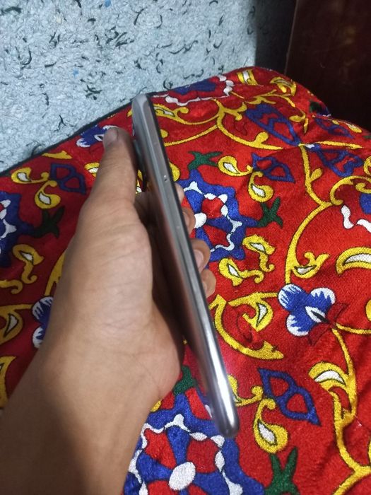 Poco x3 pro igravoy smartfon