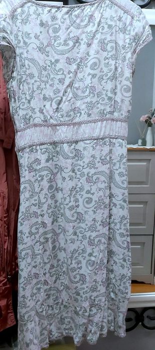 Летнее платье H&M 44р,100 хлопок!