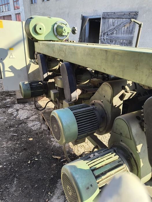 Masina rindeluit 4 fete weining 6500 euro Inclusiv TVA