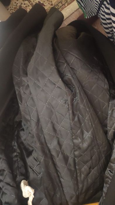 Пальто теплое на подкладе