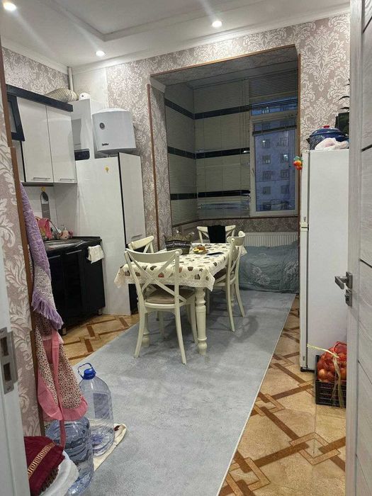 2 хоналик квартира 2 кават кирпичный дом, 6 микр