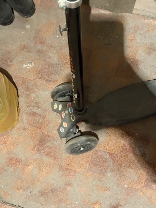 Продам детский самокат