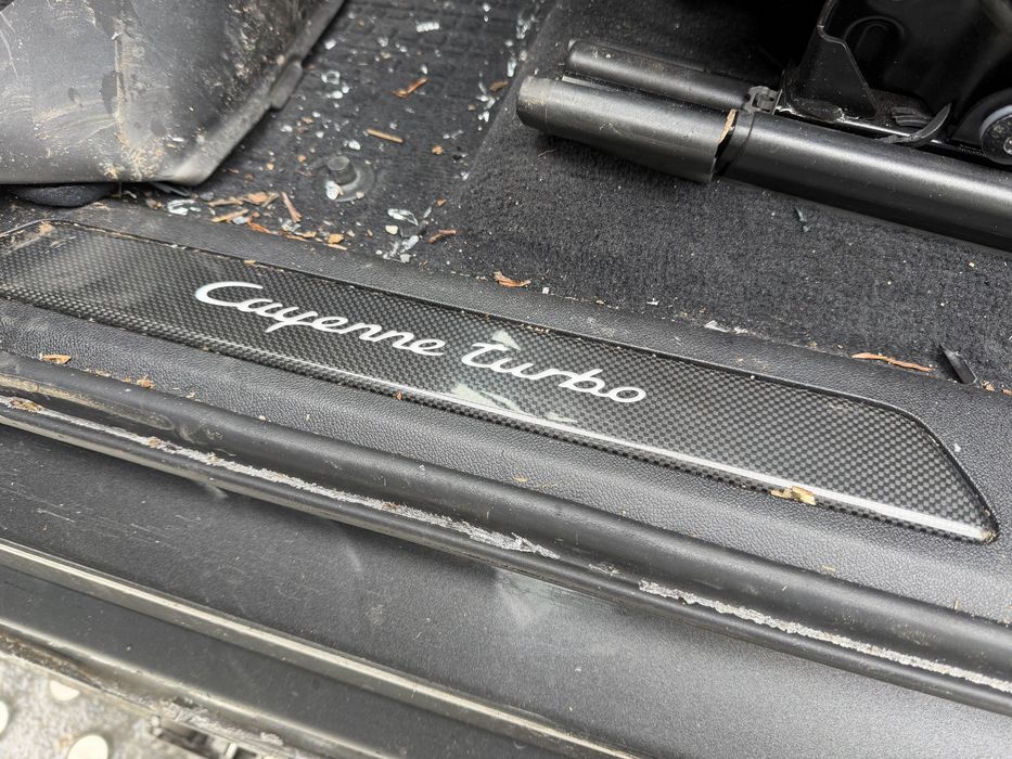 Bara spate tripla oglinda  carlig electric porsche cayenne 9y3