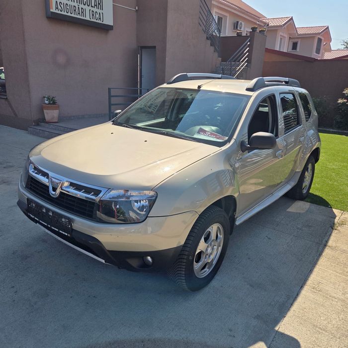 Dacia Duster 4x4 —-1,5 D —-5400€