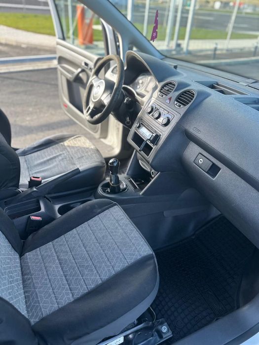 Vand Wolkswagen caddy maxi, 1.6 diesel an 2013
