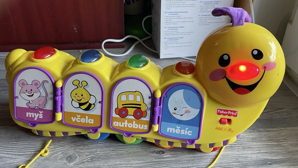 Интерактивна играчка за дърпане на fisher price