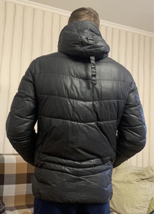 Продам зимнюю куртку