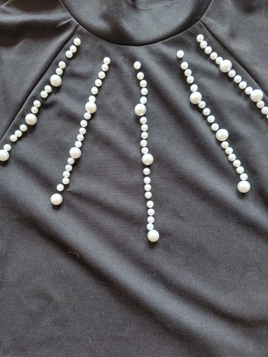 Уникална ХС рокля с перли