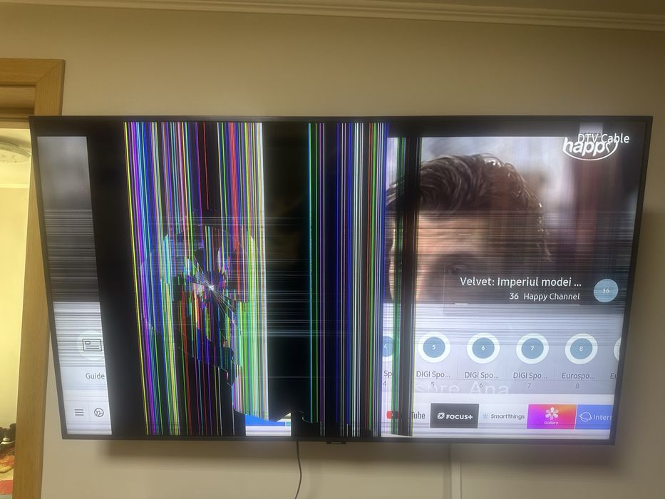 Televizor pentru piese