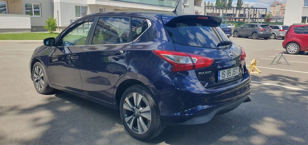 Nissan Pulsar 2015