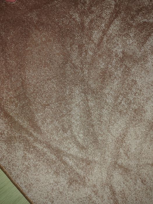 Covor mare, puțin blănos