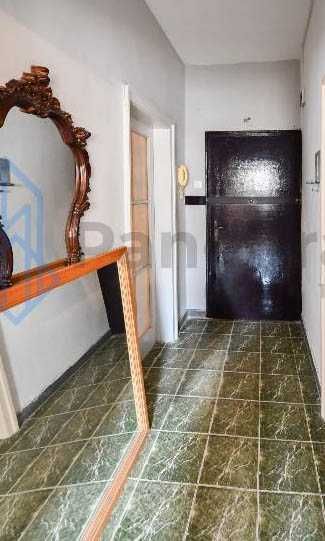 Двустаен апартамент под наем в Центъра