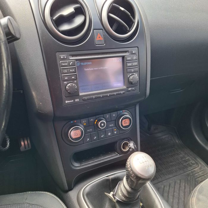 Nissan qashqai j10 2011