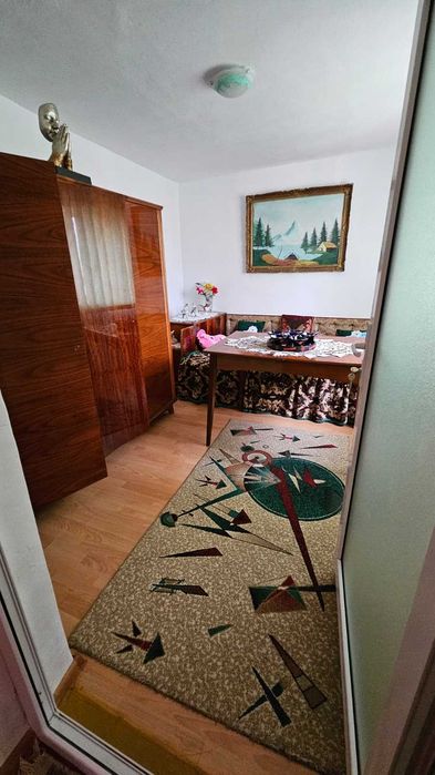 Se vinde teren cu 2 corpuri de casa Hârșova