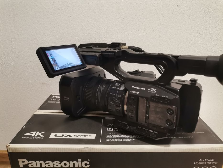 Panasonic AG-UX90