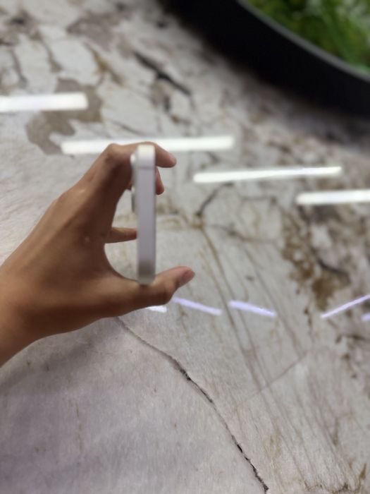 Iphone 14 в белом цвете