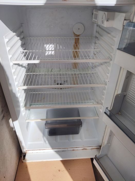 Работещ хладилник Силтал