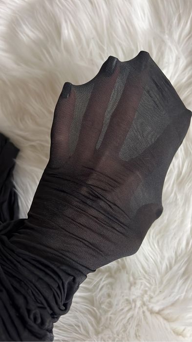 Vand dresuri pentru femei sau barbati