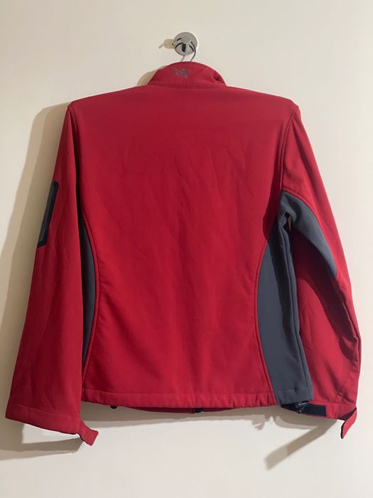 Arc’teryx Windstopper