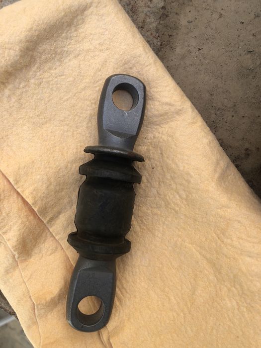 Камри 20ға сатылады