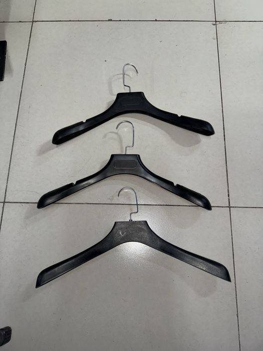 Вешалки для одежды в магазин верх и низ (плечики для одежды)