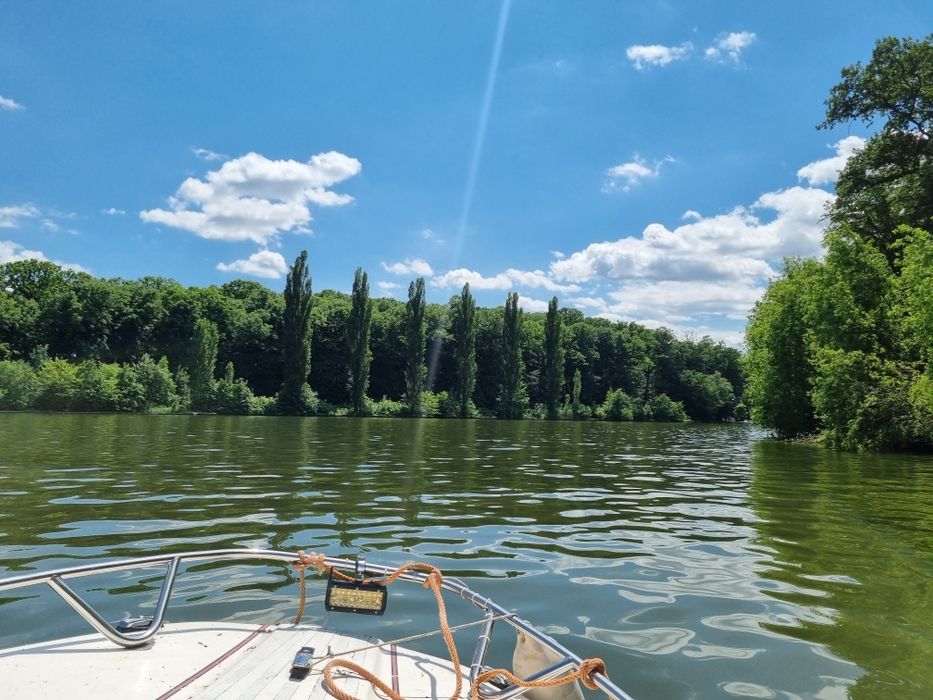 Parcele 500-1200mp  cu deschidere la  lacul Snagov
