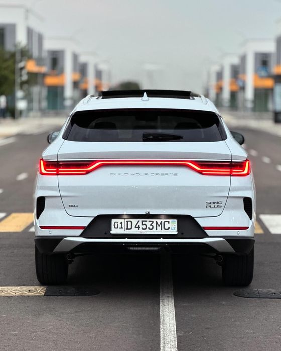 BYD Song Plyus 2023 Gyibrid