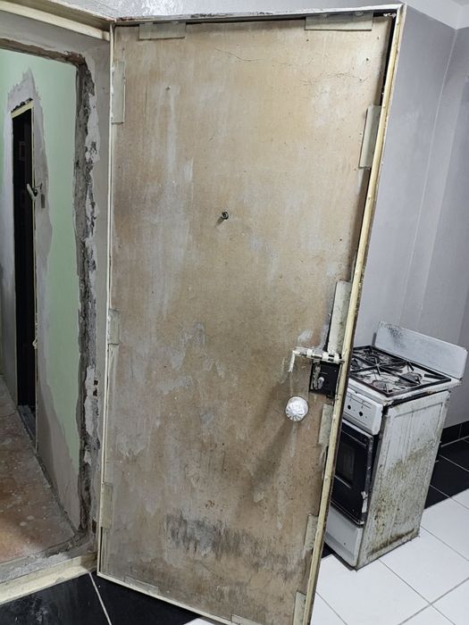 Rossiyski gaz va temir eshik