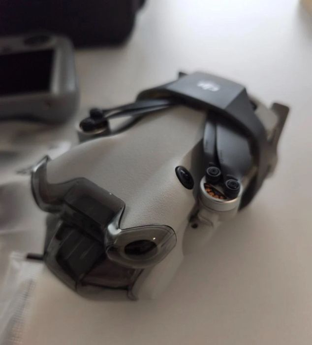 DJI Mini 4 Pro | Fly Combo | RC2