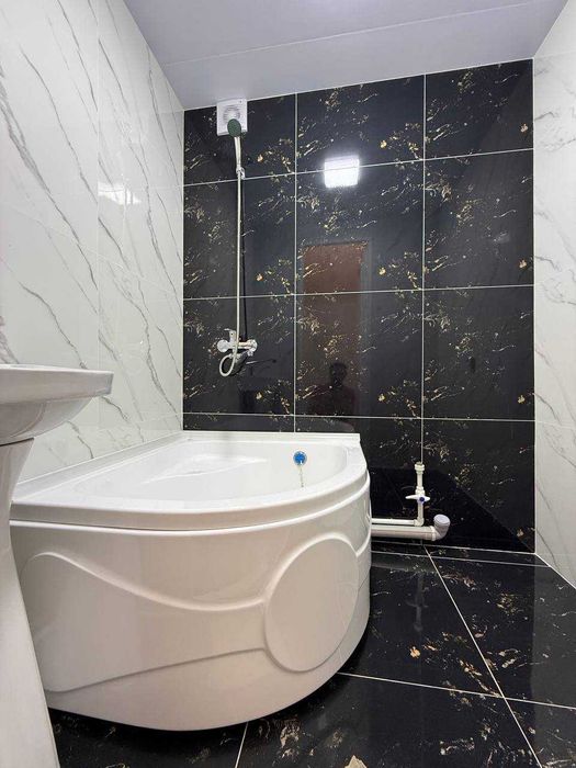СРОЧНО !! Продается квартира в Яшнабаде 1/3/4 ( 40 кв/м ) Авиасозлар 1