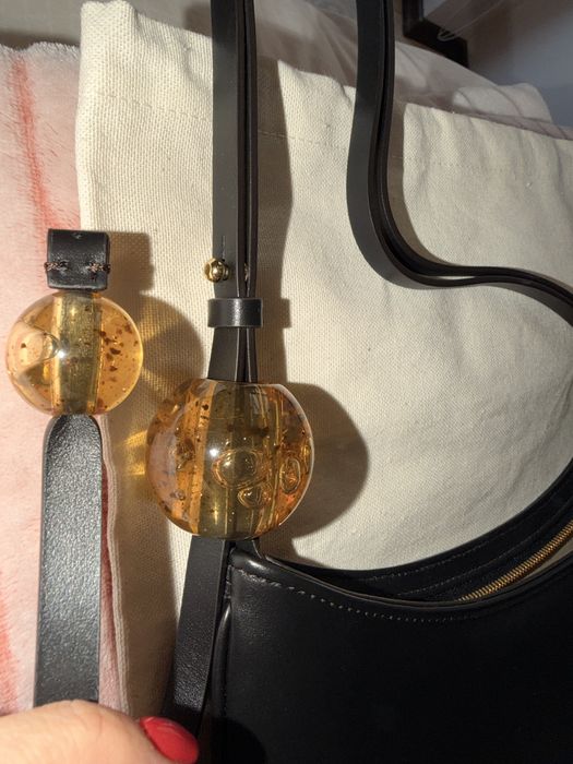 JACQUEMUS Le Bisou Perle leather shoulder bag  Оригинална Чанта
