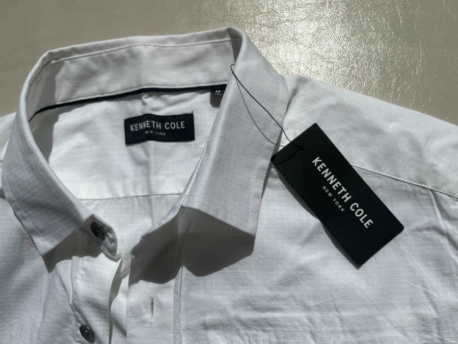 Cămașă originală Kenneth Cole – mărimea M, albă, nouă cu etichetă