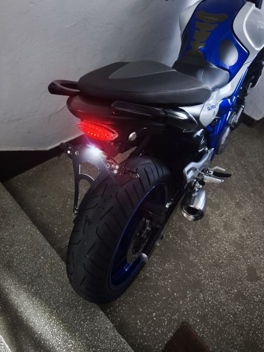 Suzuki Gladius (SFV650A) Limitat A2 35kw 2011